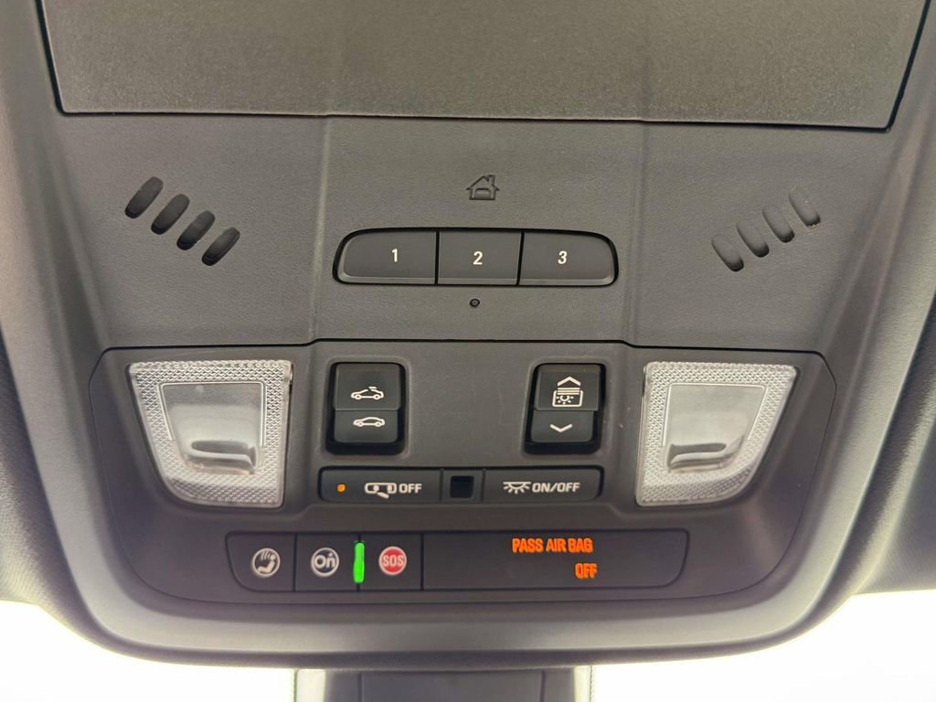 Used 2017 Cadillac XT5 Luxury w/ Driver Awareness Package image 28