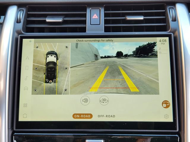 Used 2025 Land Rover Discovery S image 13