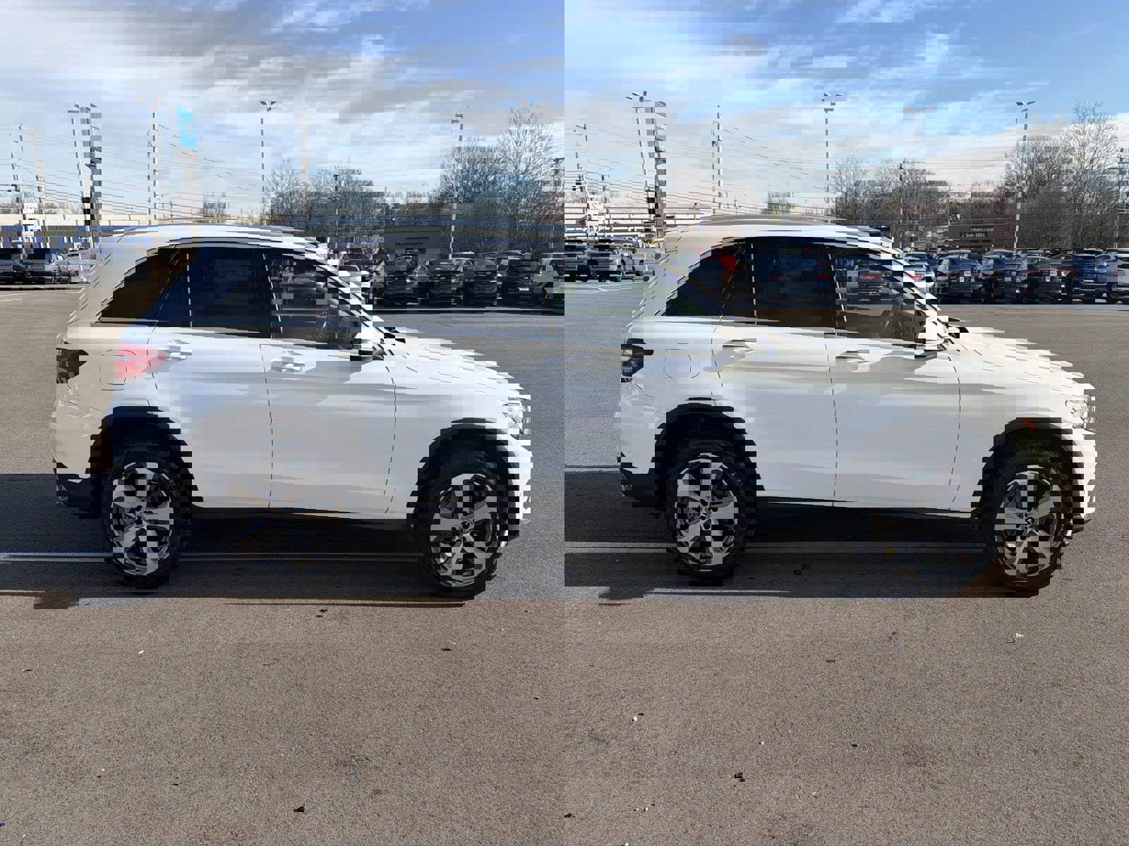 Used 2019 Mercedes-Benz GLC 300 4MATIC image 20