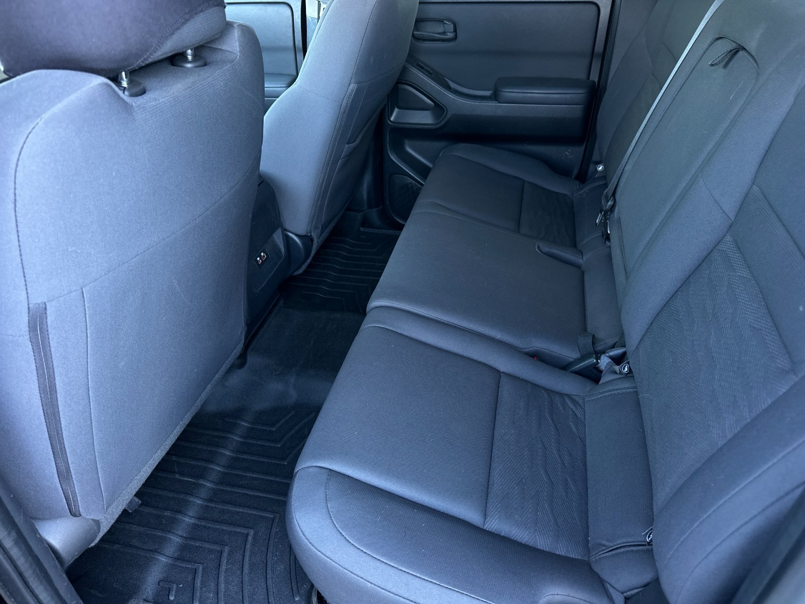 Used 2022 Nissan Frontier S AWD/4WD image 12