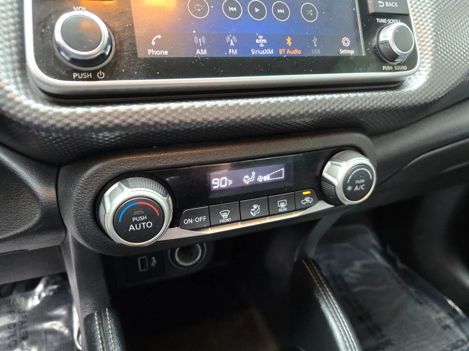 Used 2019 Nissan Kicks SV image 24