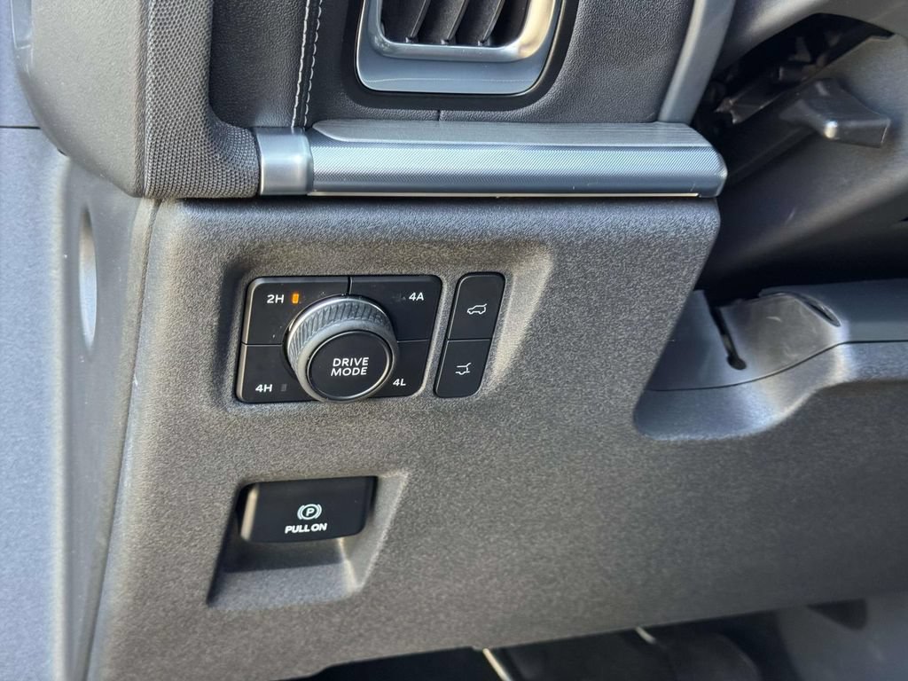 Used 2026 Ford Expedition Max Platinum AWD/4WD image 10