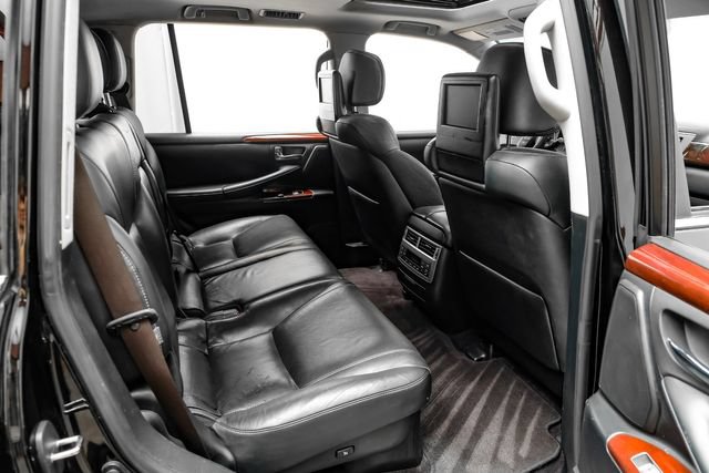 Used 2014 Lexus LX 570 4WD image 38