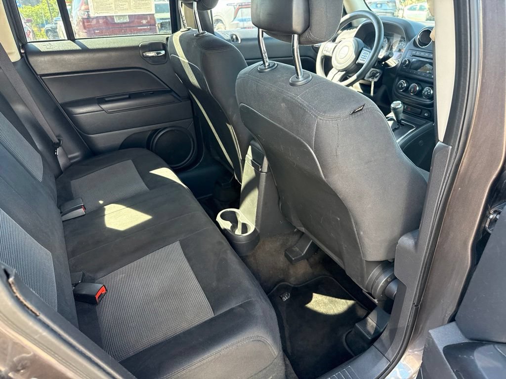Used 2014 Jeep Patriot Sport w/ Power Value Group AWD/4WD image 31