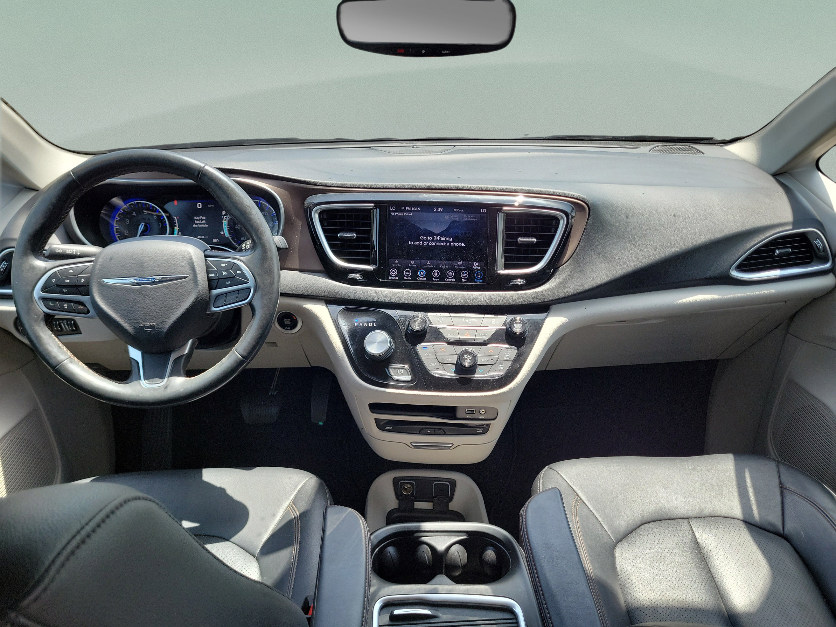 Used 2019 Chrysler Pacifica Touring-L Plus FWD image 11