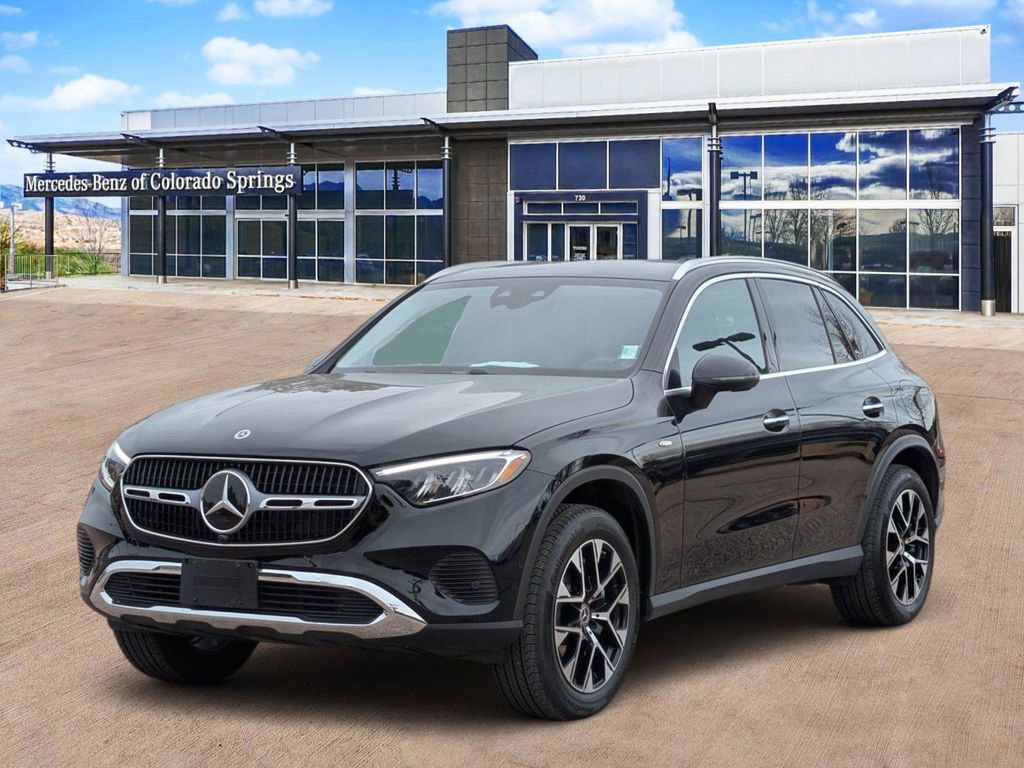 Certified 2025 Mercedes-Benz GLC 350e 4MATIC image 3