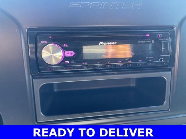 Used 2019 Freightliner Sprinter 144 Cargo image 19