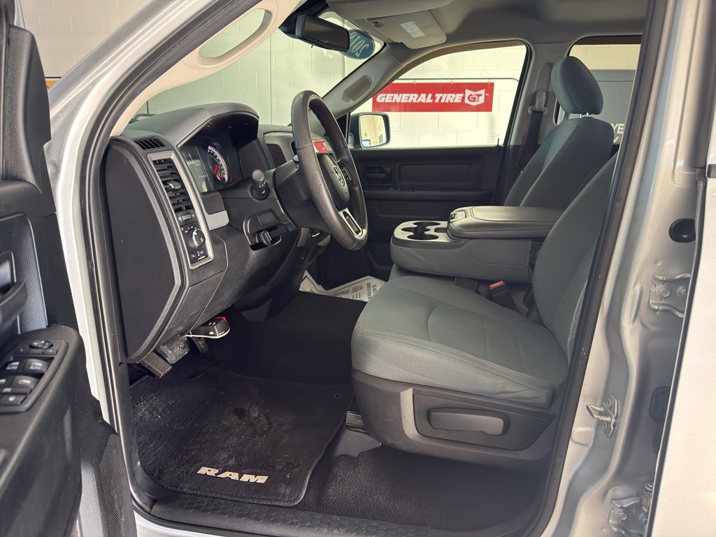 Used 2018 RAM 1500 Express image 11