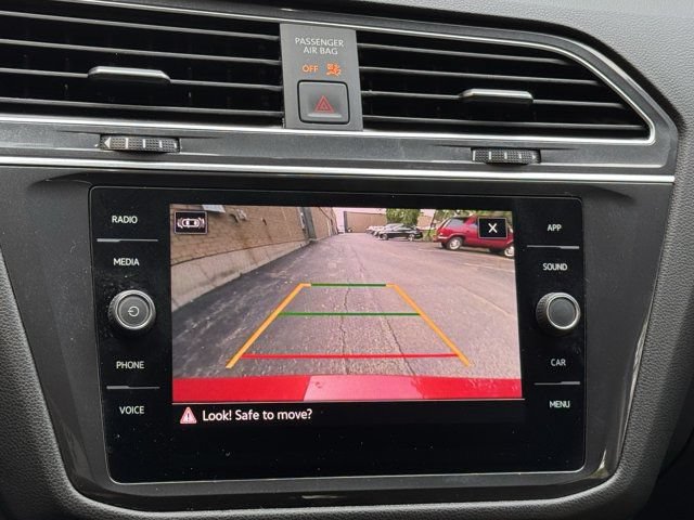 Used 2023 Volkswagen Tiguan SE FWD image 8