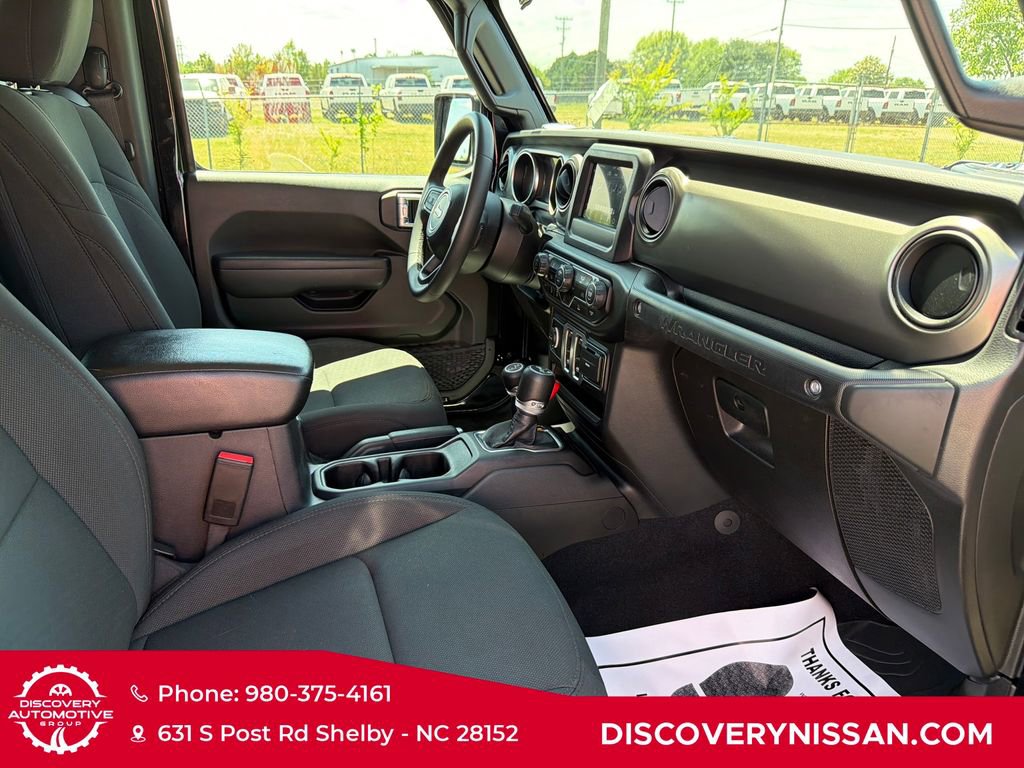 Used 2023 Jeep Wrangler Willys image 28