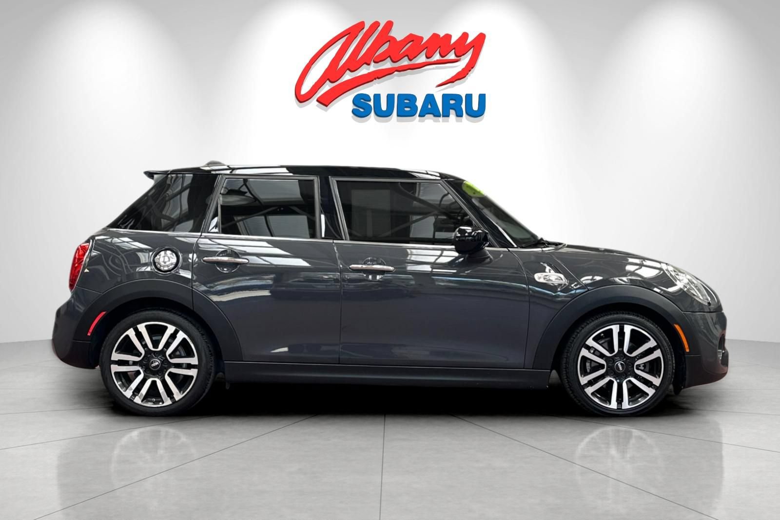 Used 2021 MINI Cooper S w/ 6.5" Touchscreen Package FWD image 3