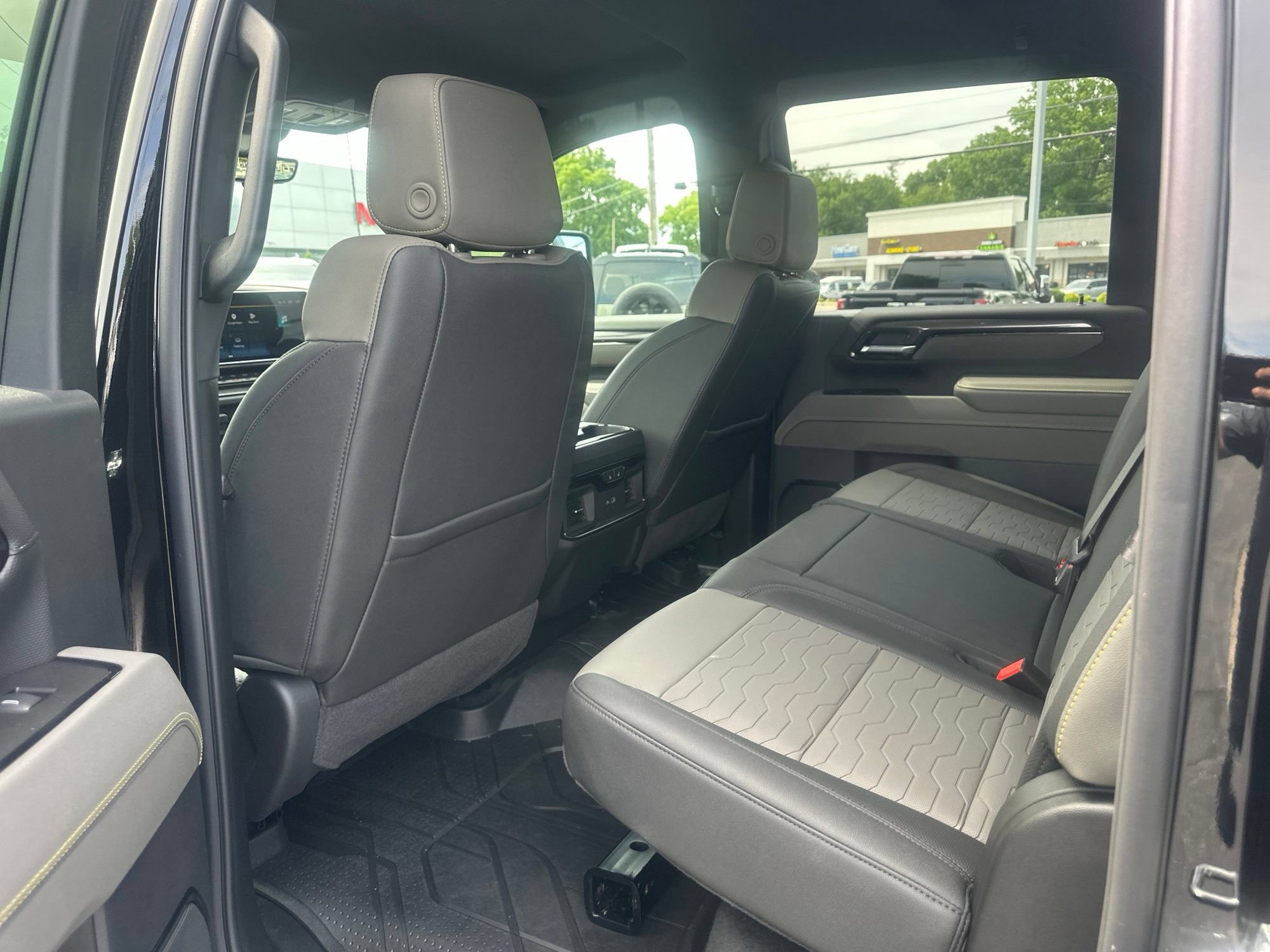 Used 2026 Chevrolet Silverado 2500 ZR2 AWD/4WD image 23