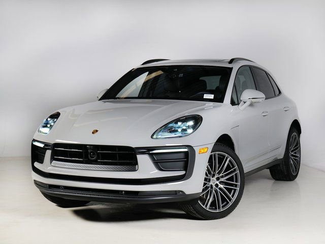 Certified 2026 Porsche Macan AWD/4WD image 1