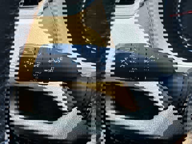 Used 2021 Toyota RAV4 XLE Premium image 29