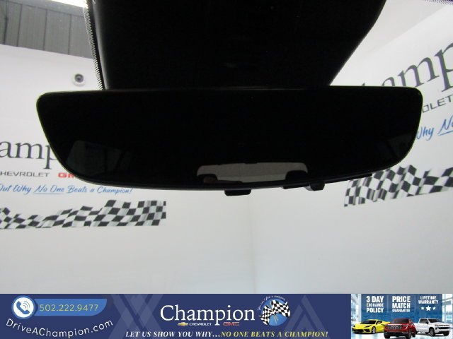 Used 2024 Chevrolet Traverse RS AWD/4WD image 43