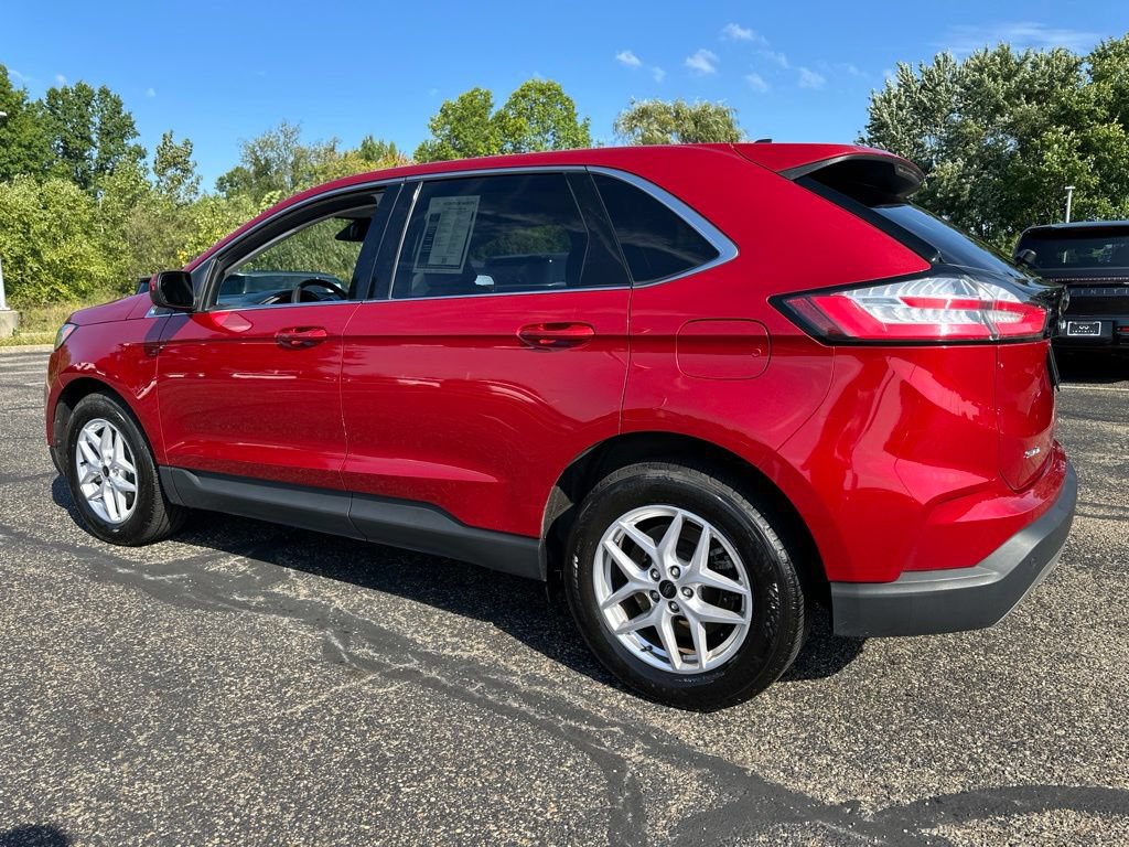 Used 2023 Ford Edge SEL AWD/4WD image 8