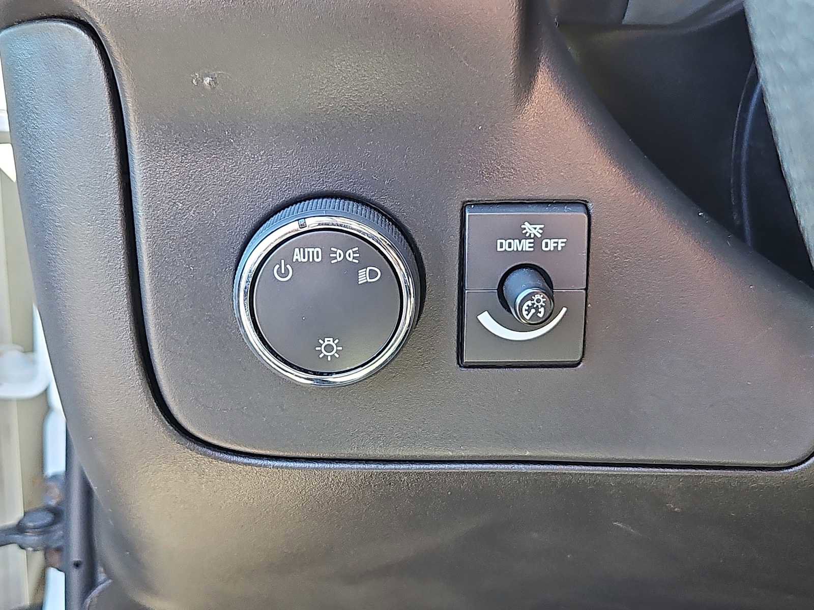 Used 2016 Chevrolet Express 2500 image 15