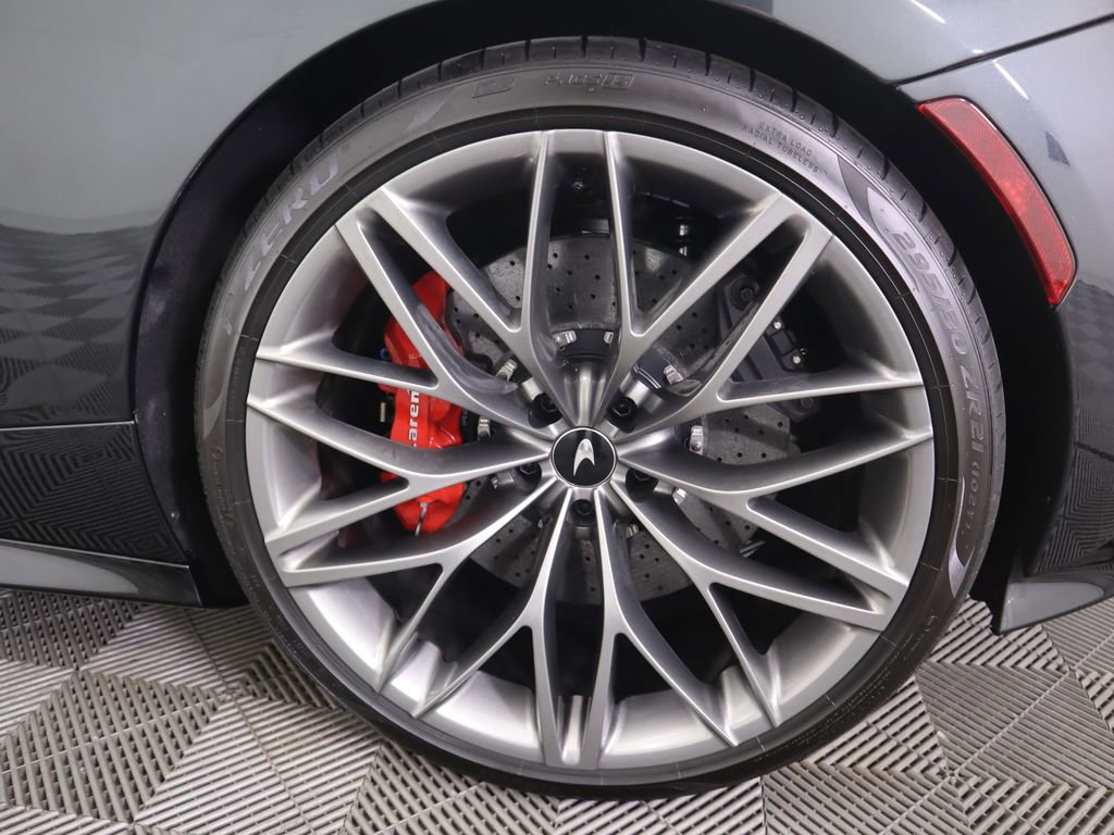 Used 2023 McLaren GT image 28