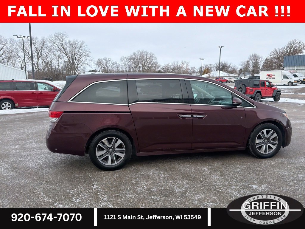 Used 2015 Honda Odyssey Touring Elite image 9