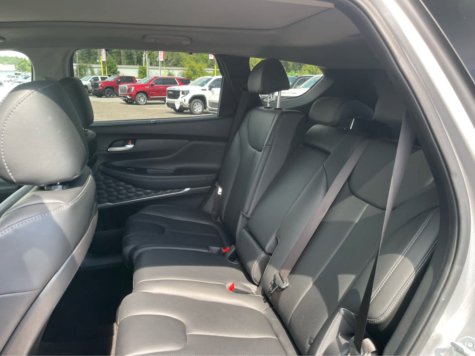 Used 2023 Hyundai Santa Fe SEL w/ Premium Package AWD/4WD image 21