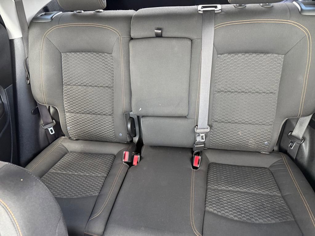 Used 2020 GMC Terrain SLE image 13