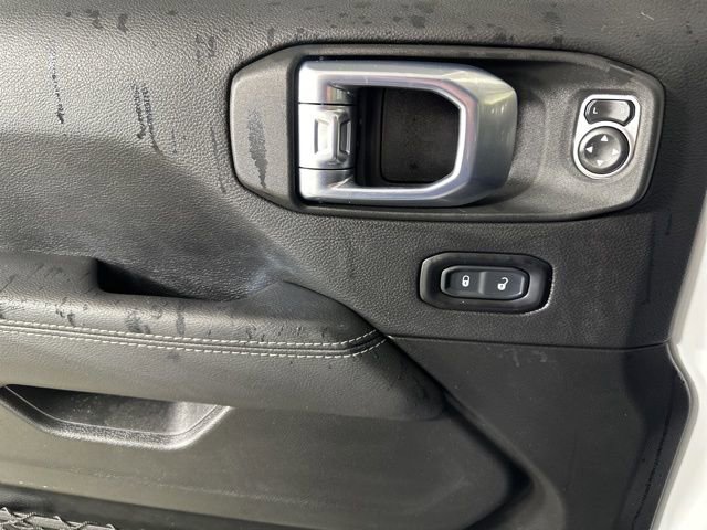 Used 2021 Jeep Wrangler Unlimited Sahara image 20