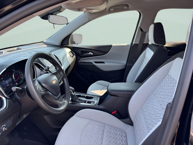 Used 2024 Chevrolet Equinox LS w/ LS Convenience Package AWD/4WD image 4