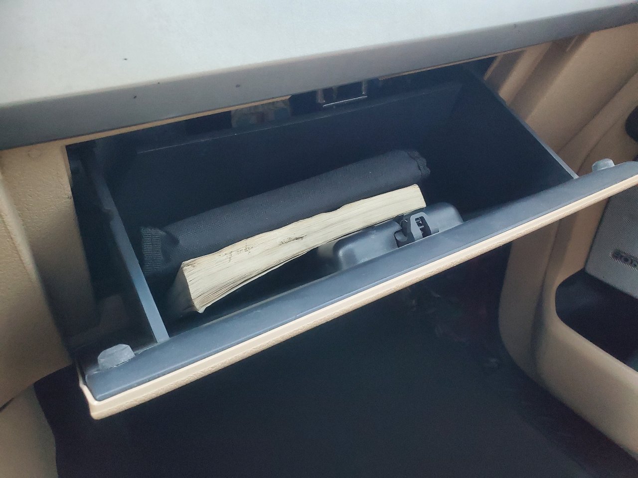 Used 2014 Ford F150 Lariat w/ Equipment Group 502A Luxury image 57