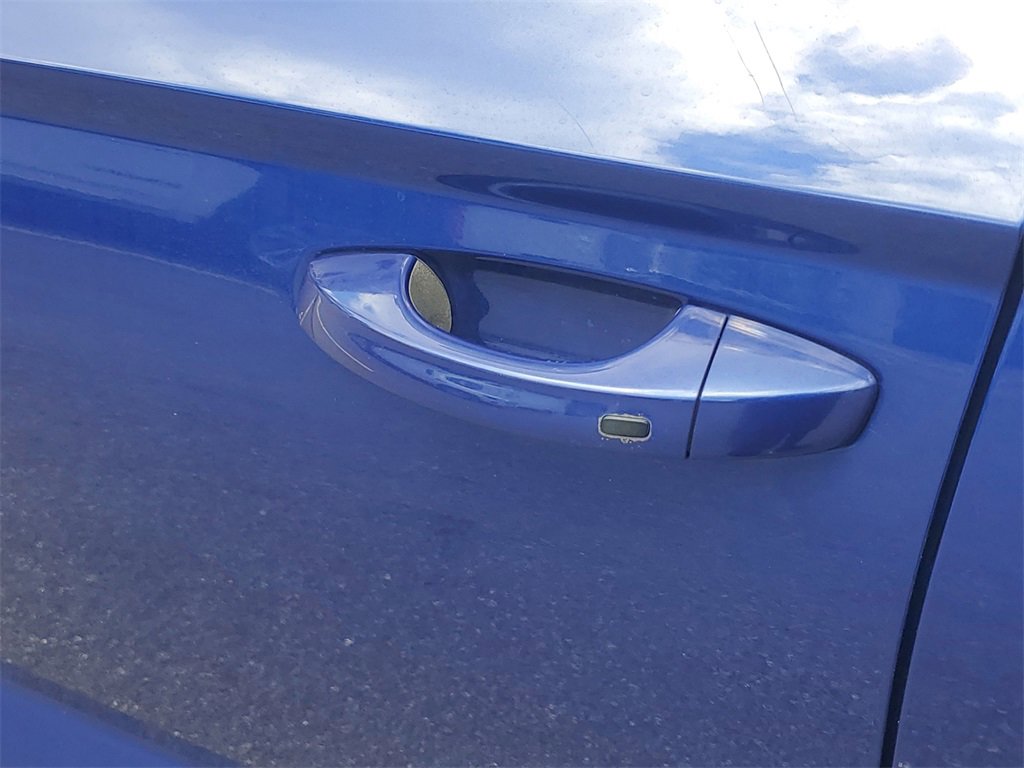 Used 2022 Volkswagen Taos SE image 17