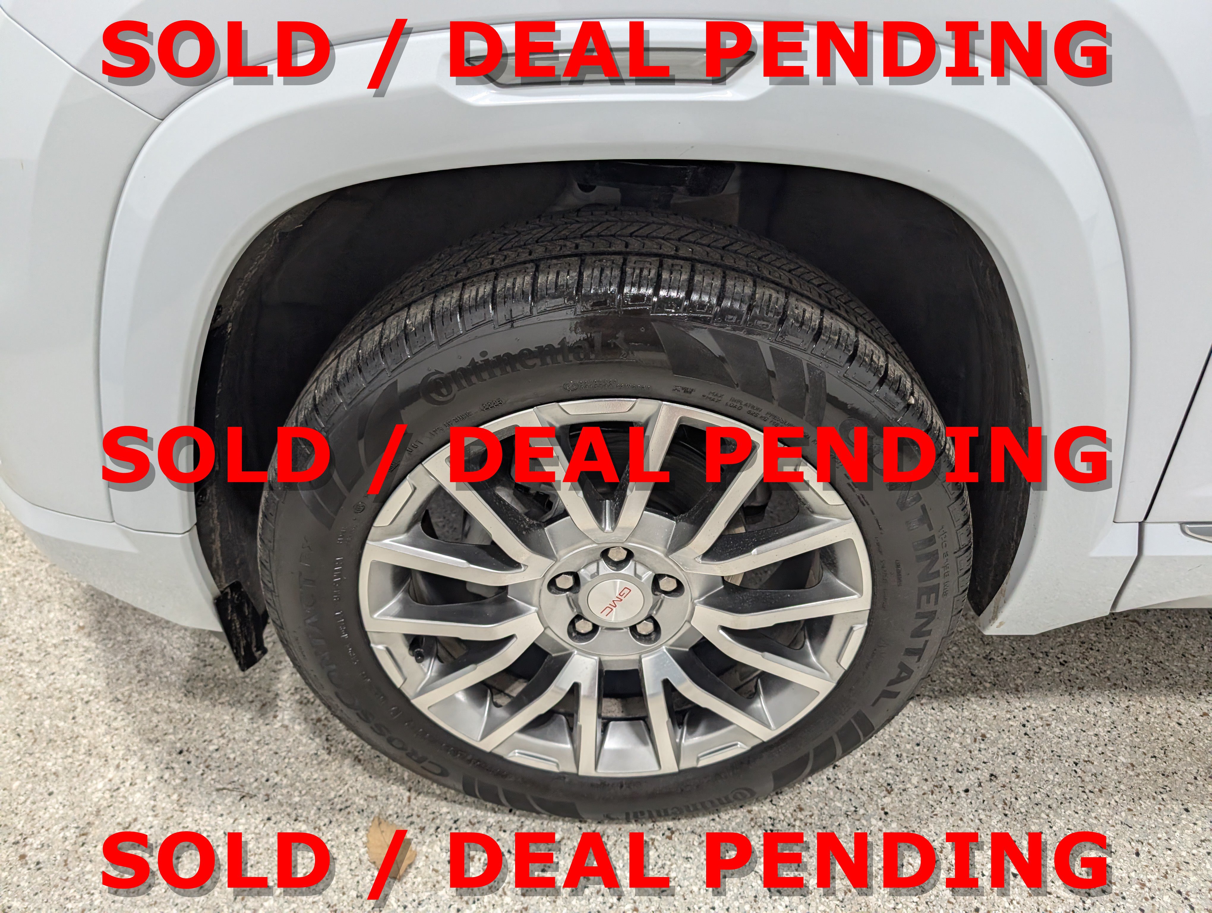 Used 2026 GMC Terrain Denali AWD/4WD image 9
