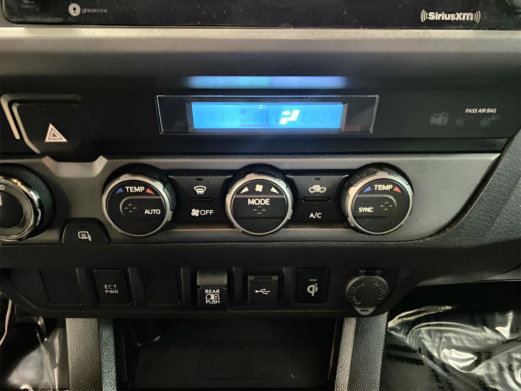 Used 2021 Toyota Tacoma TRD Off-Road image 8