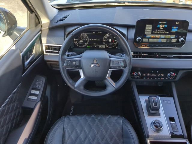 Used 2023 Mitsubishi Outlander SEL image 20