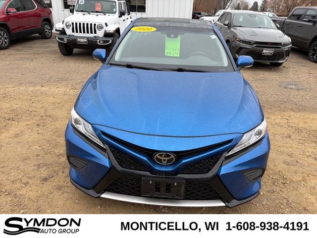Used 2020 Toyota Camry XSE image 8