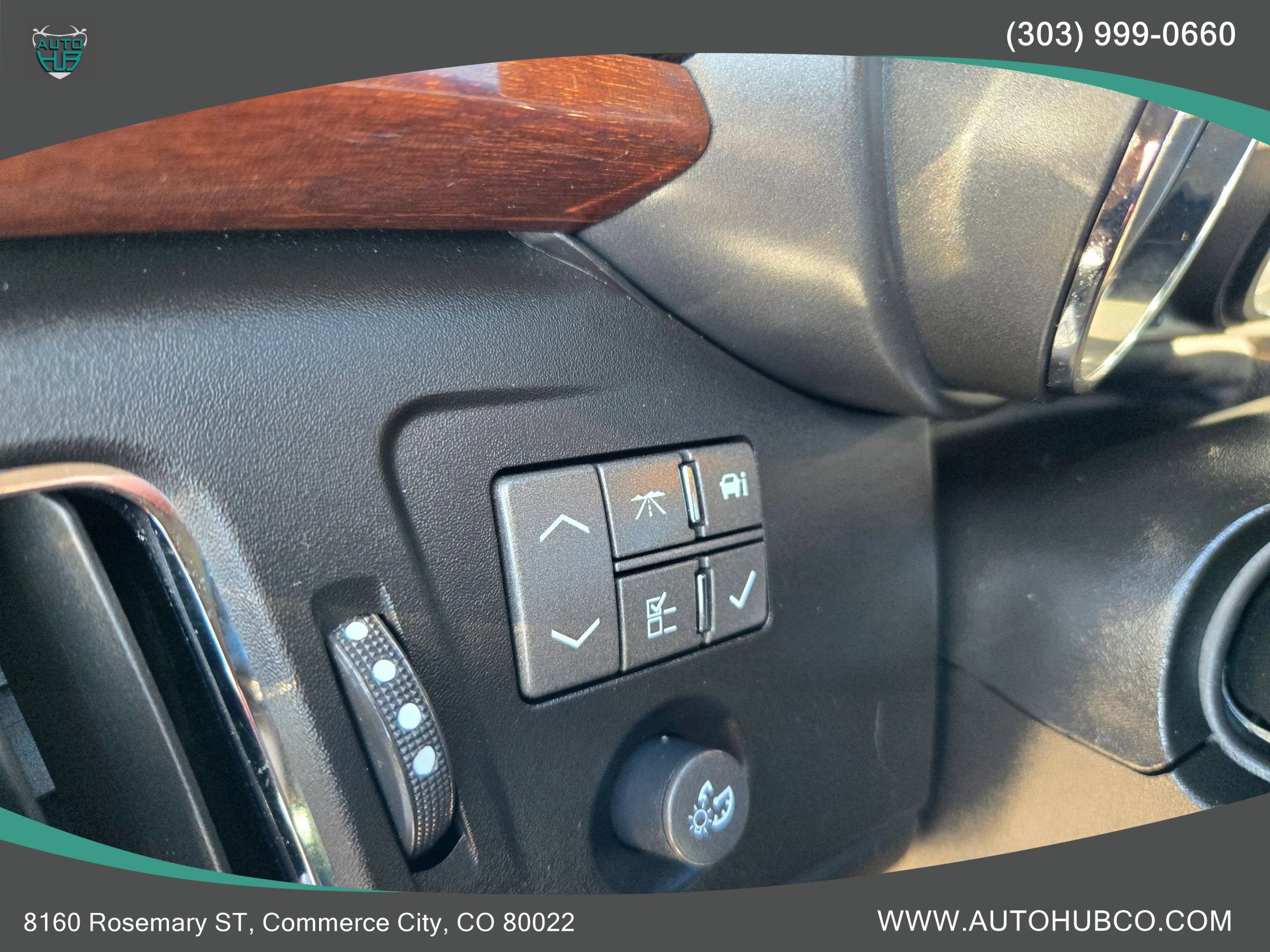 Used 2010 Cadillac CTS Luxury image 19