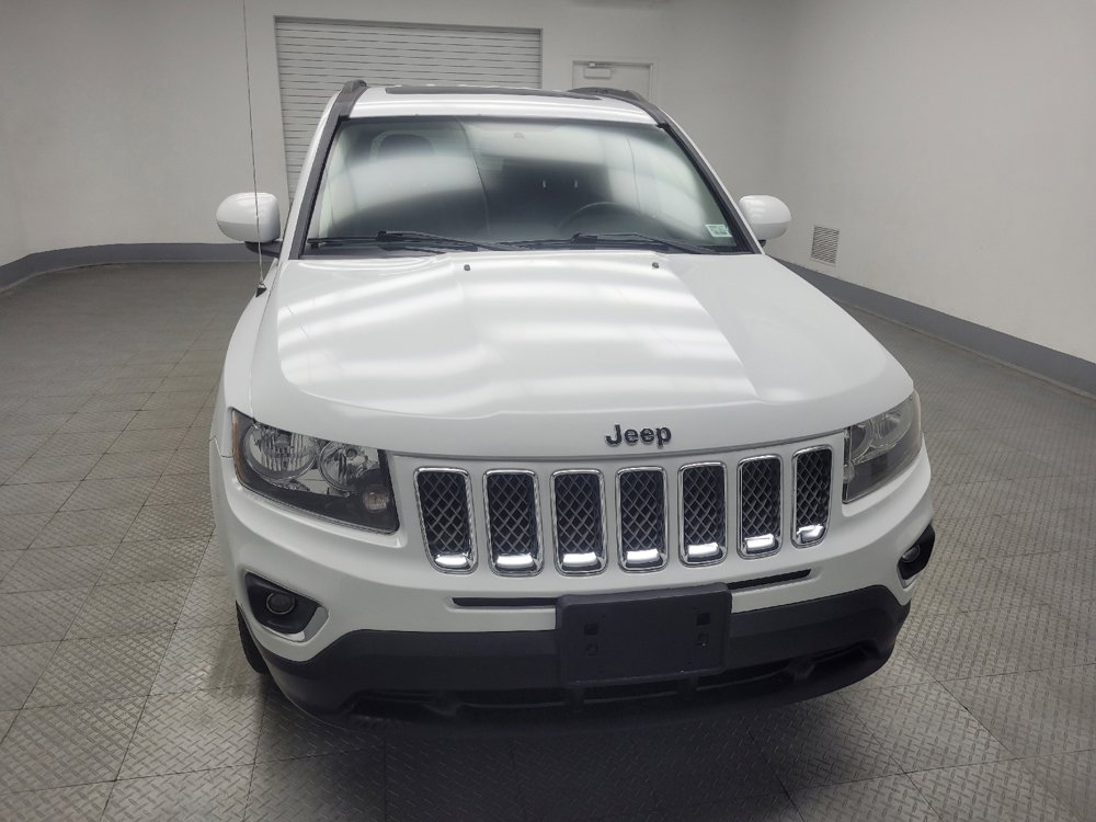 Used 2017 Jeep Compass High Altitude FWD image 14