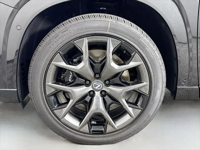 New 2026 Lexus TX 500h AWD image 23