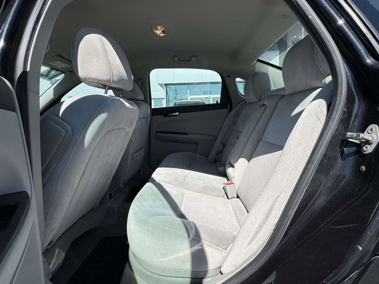 Used 2012 Chevrolet Impala LT FWD image 13