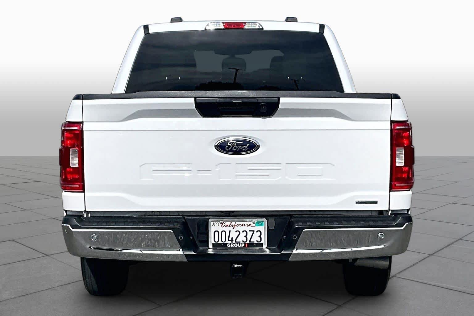 Used 2023 Ford F150 XLT w/ Trailer Tow Package RWD image 4