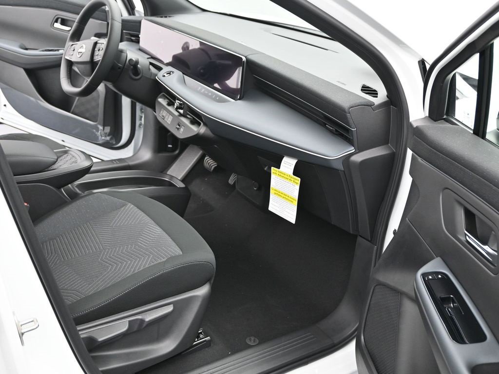 New 2026 Nissan Leaf image 7