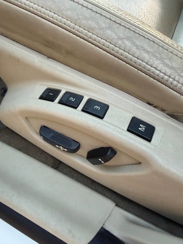 Used 2012 Volvo S60 T5 image 25