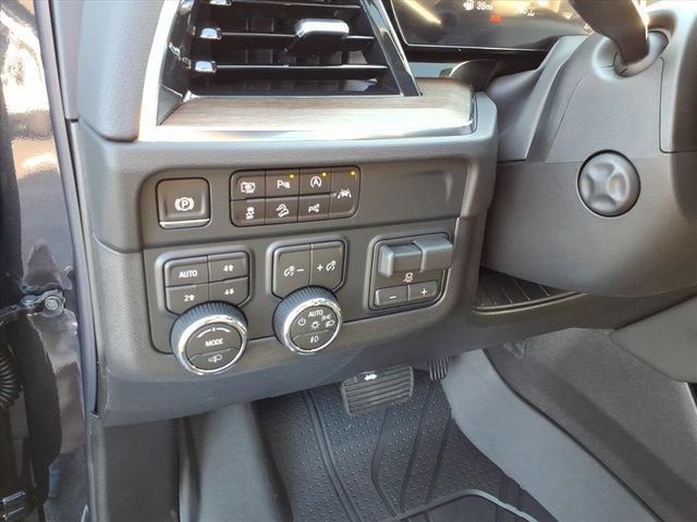 New 2026 Chevrolet Tahoe High Country AWD/4WD image 13
