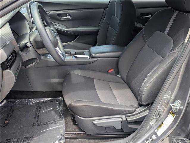 Certified 2023 Nissan Sentra SV FWD image 15