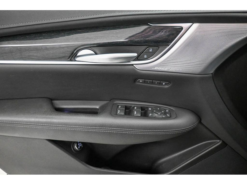 Certified 2022 Cadillac XT5 Premium Luxury image 8