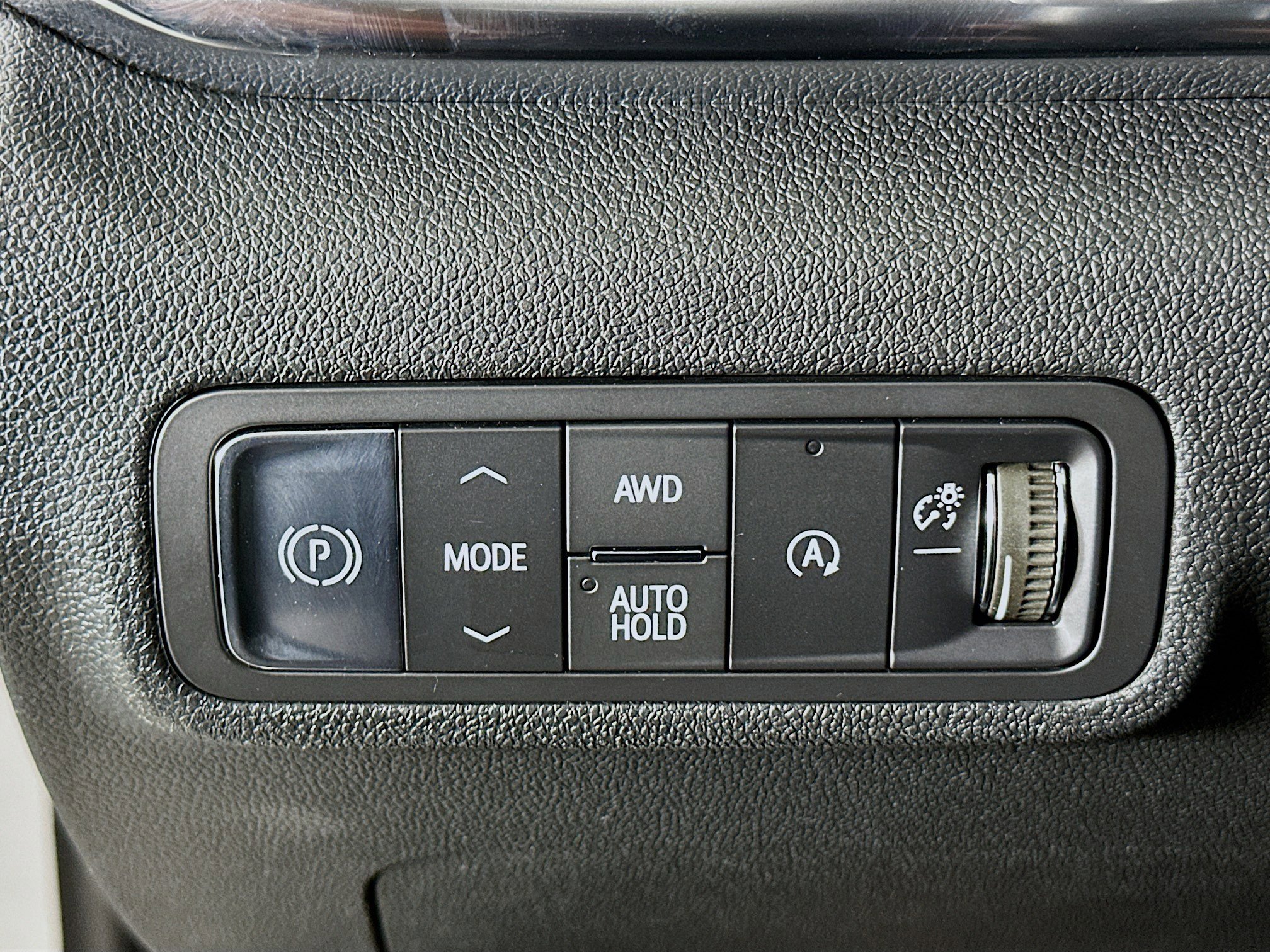 Used 2025 GMC Terrain Elevation AWD/4WD image 17