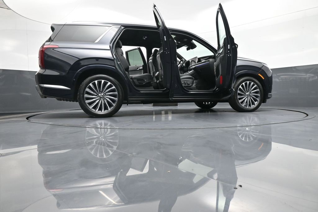 Used 2024 Hyundai Palisade Calligraphy image 50