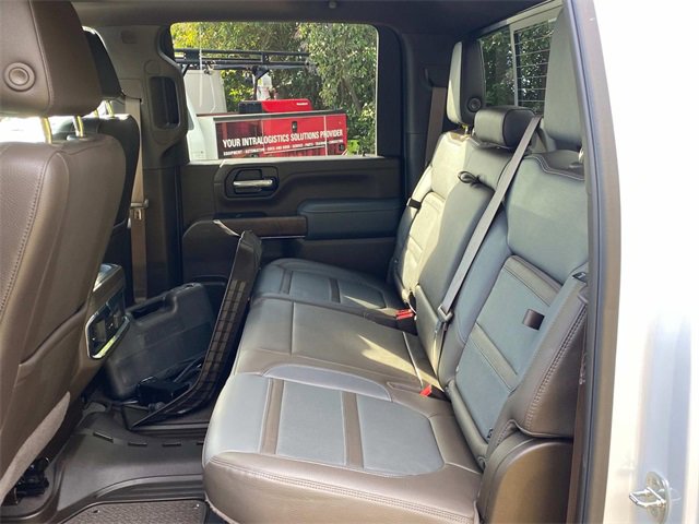 Used 2022 GMC Sierra 3500 Denali w/ Denali Ultimate Package image 9