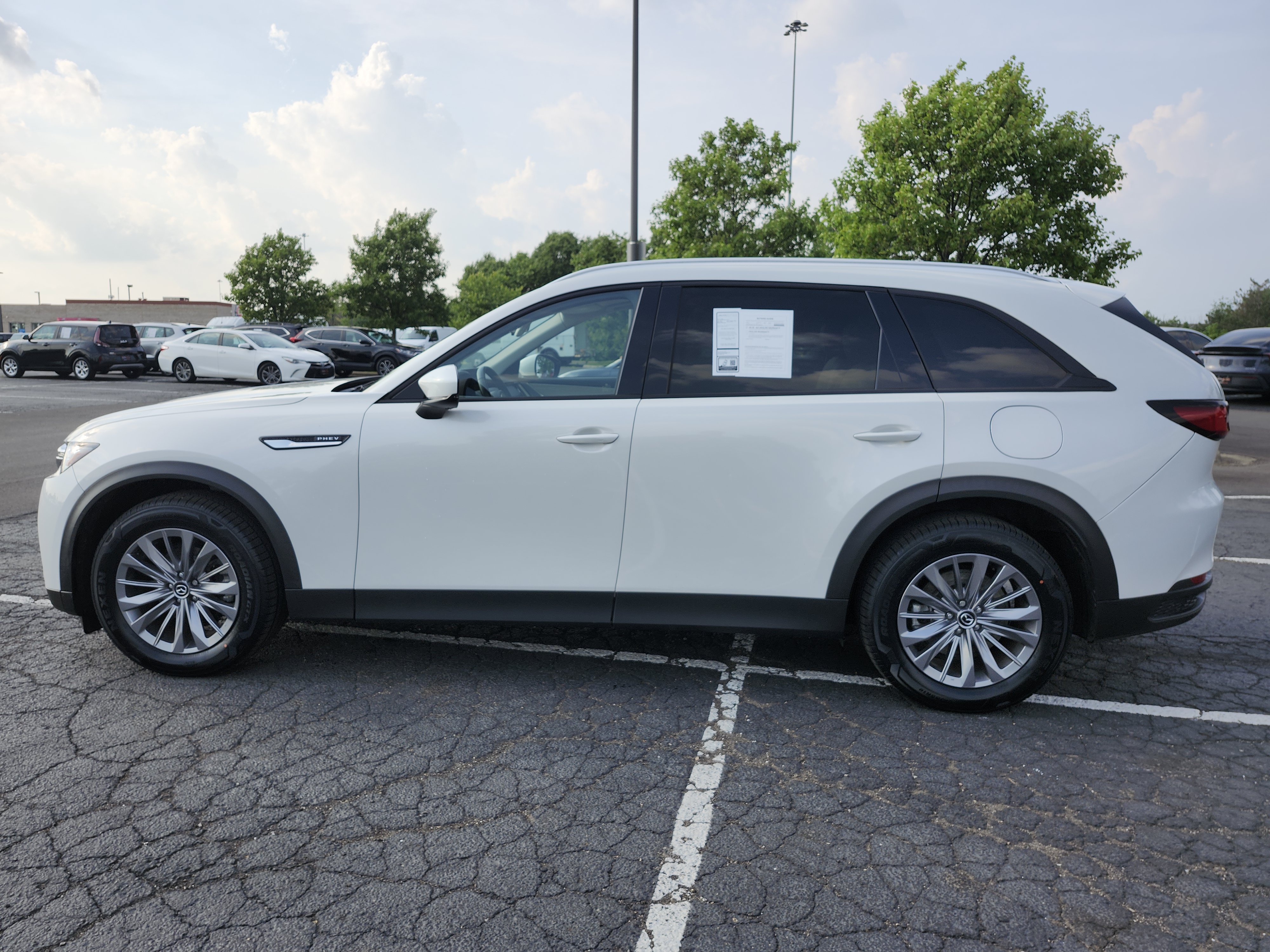 Used 2024 MAZDA CX-90 Plug-In Hybrid w/ Preferred AWD/4WD image 14