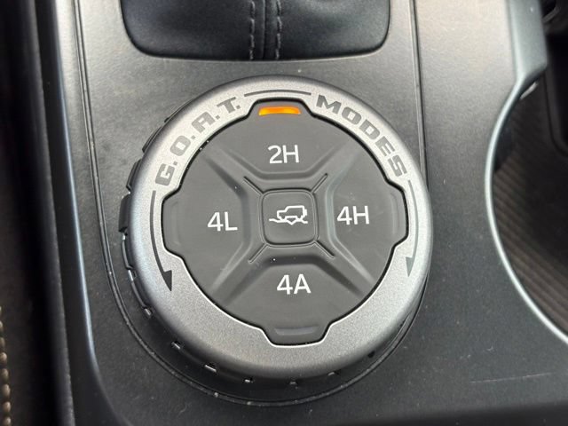 Used 2025 Ford Bronco Badlands AWD/4WD image 19