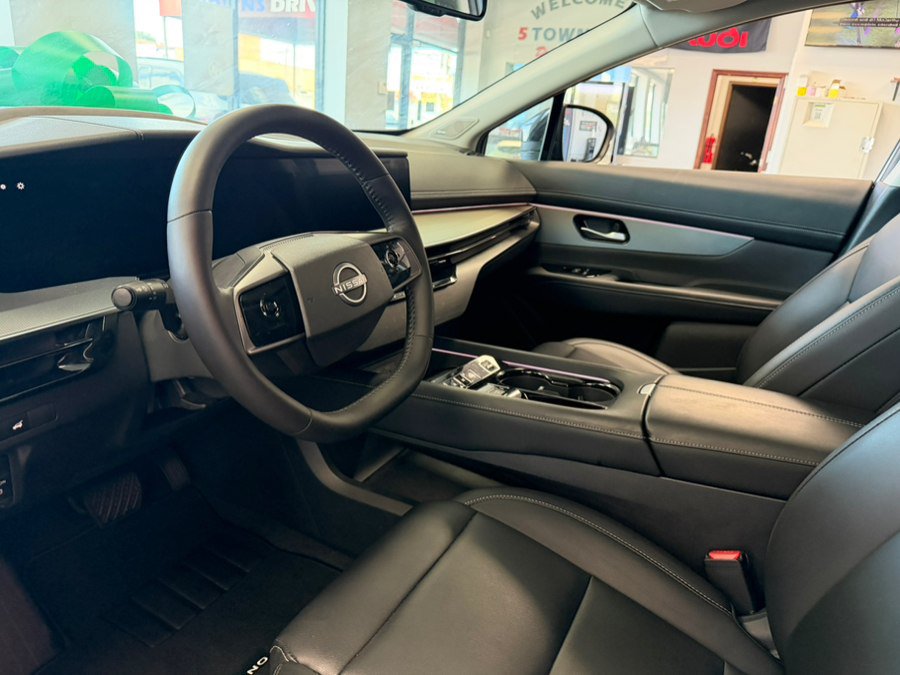 Used 2025 Nissan Murano SL w/ Cargo Package AWD/4WD image 18