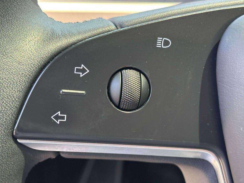 Used 2024 Tesla Model X AWD/4WD image 20